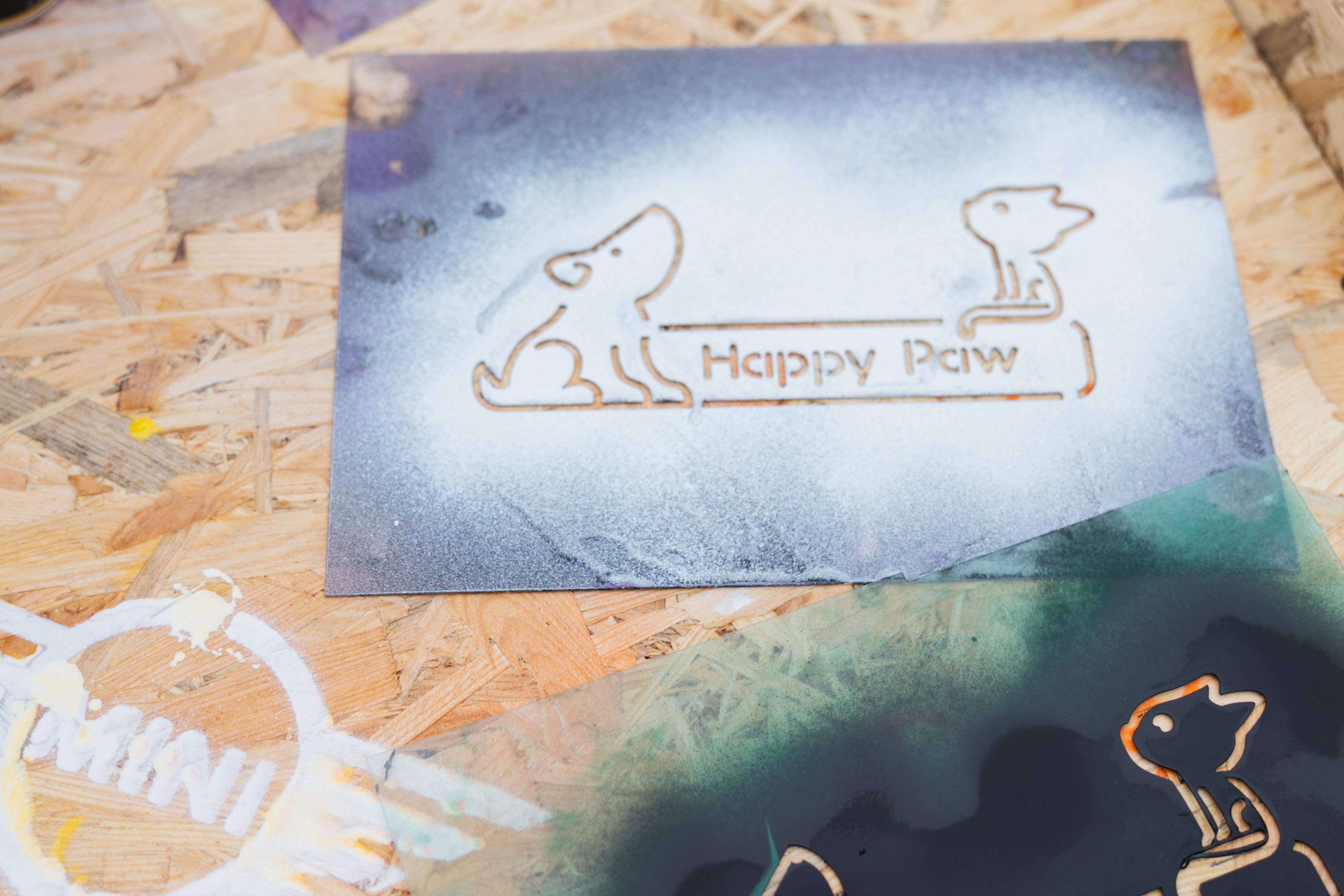 Табличка Happy Paw